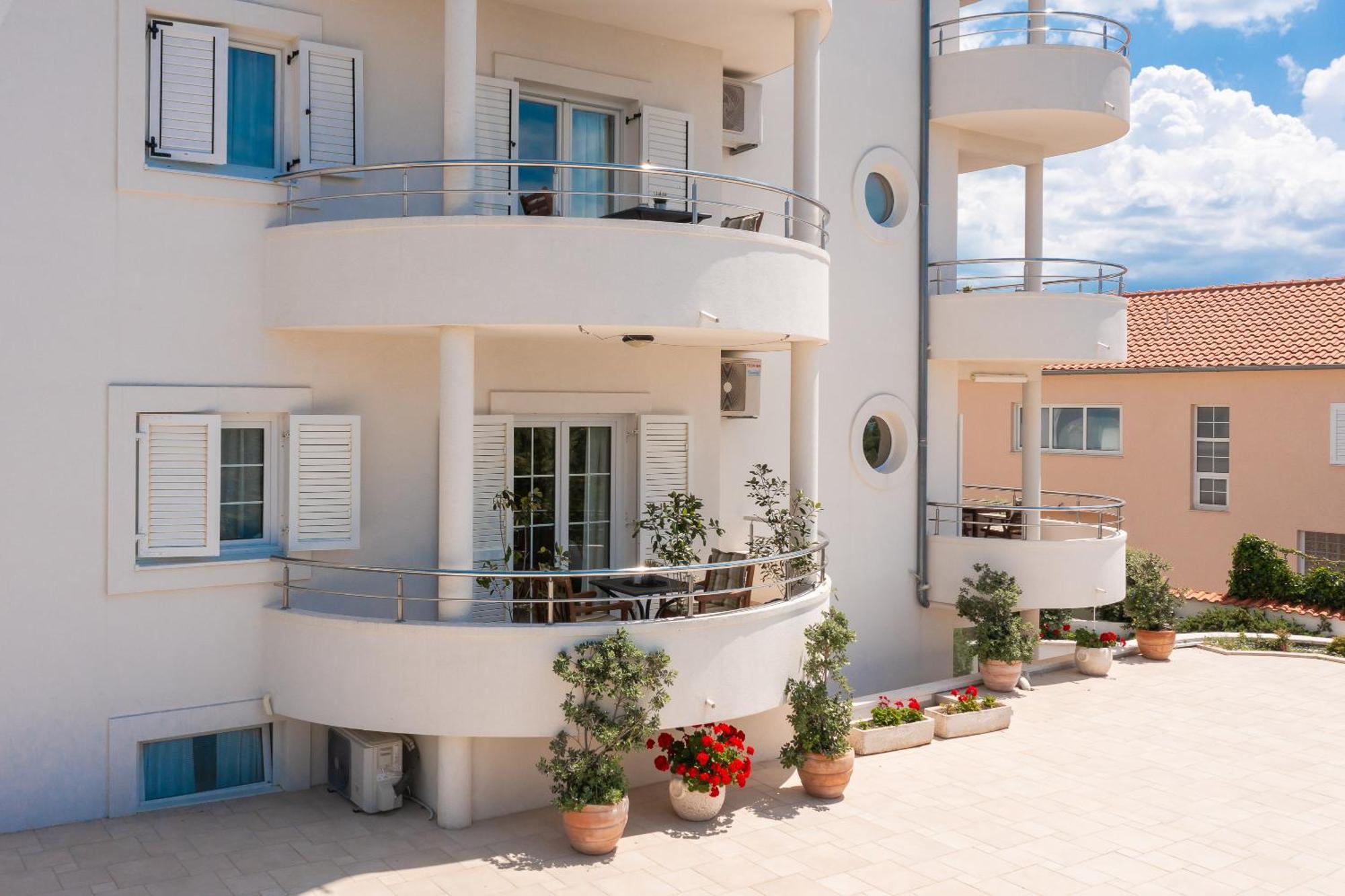 Apartments Tihi III Vodice Exterior photo
